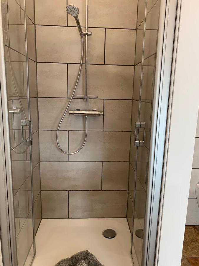 Altes Bahnhofsvorsteherhaus Wohnung Unten Husum  Luaran gambar